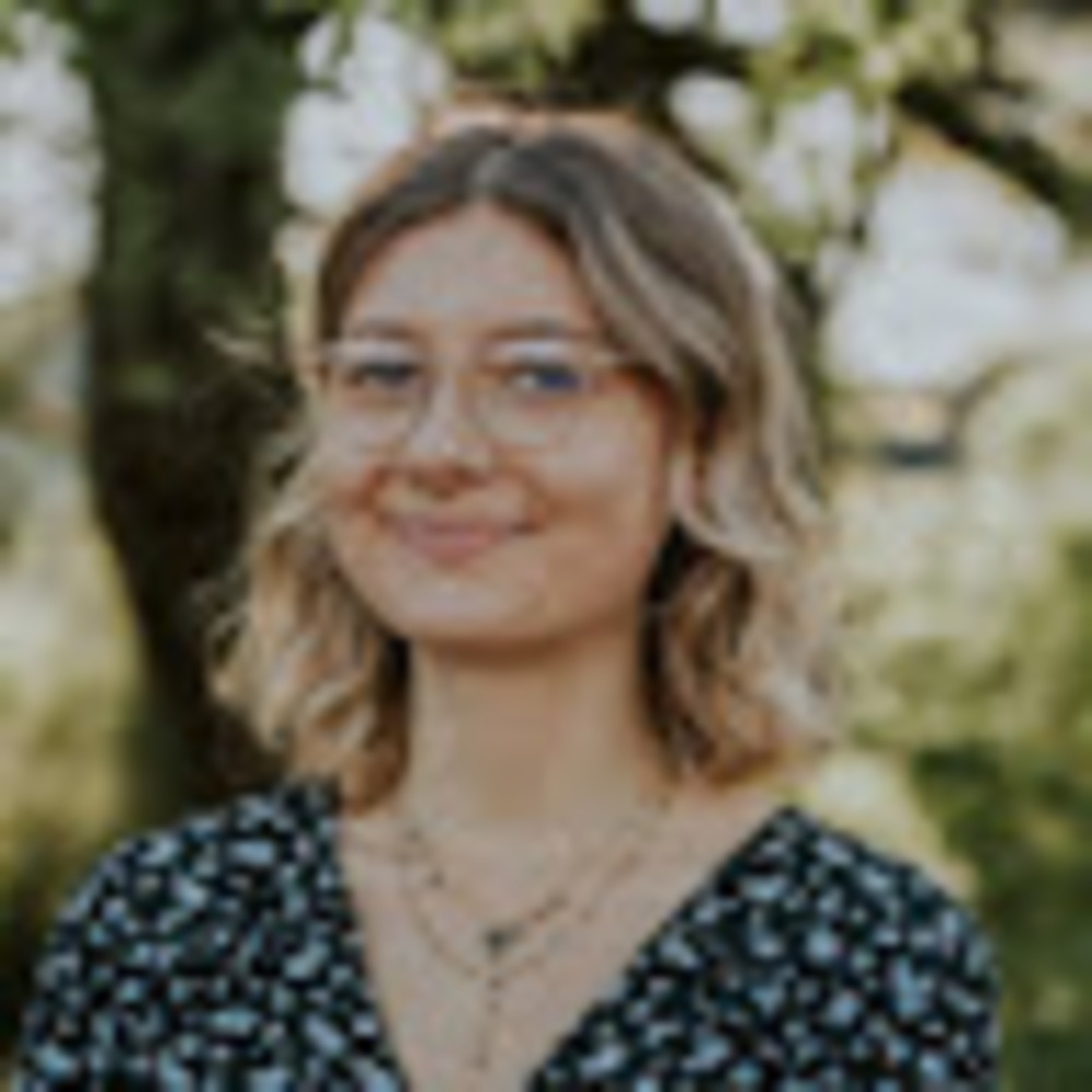 Meet your Posher, Nicole